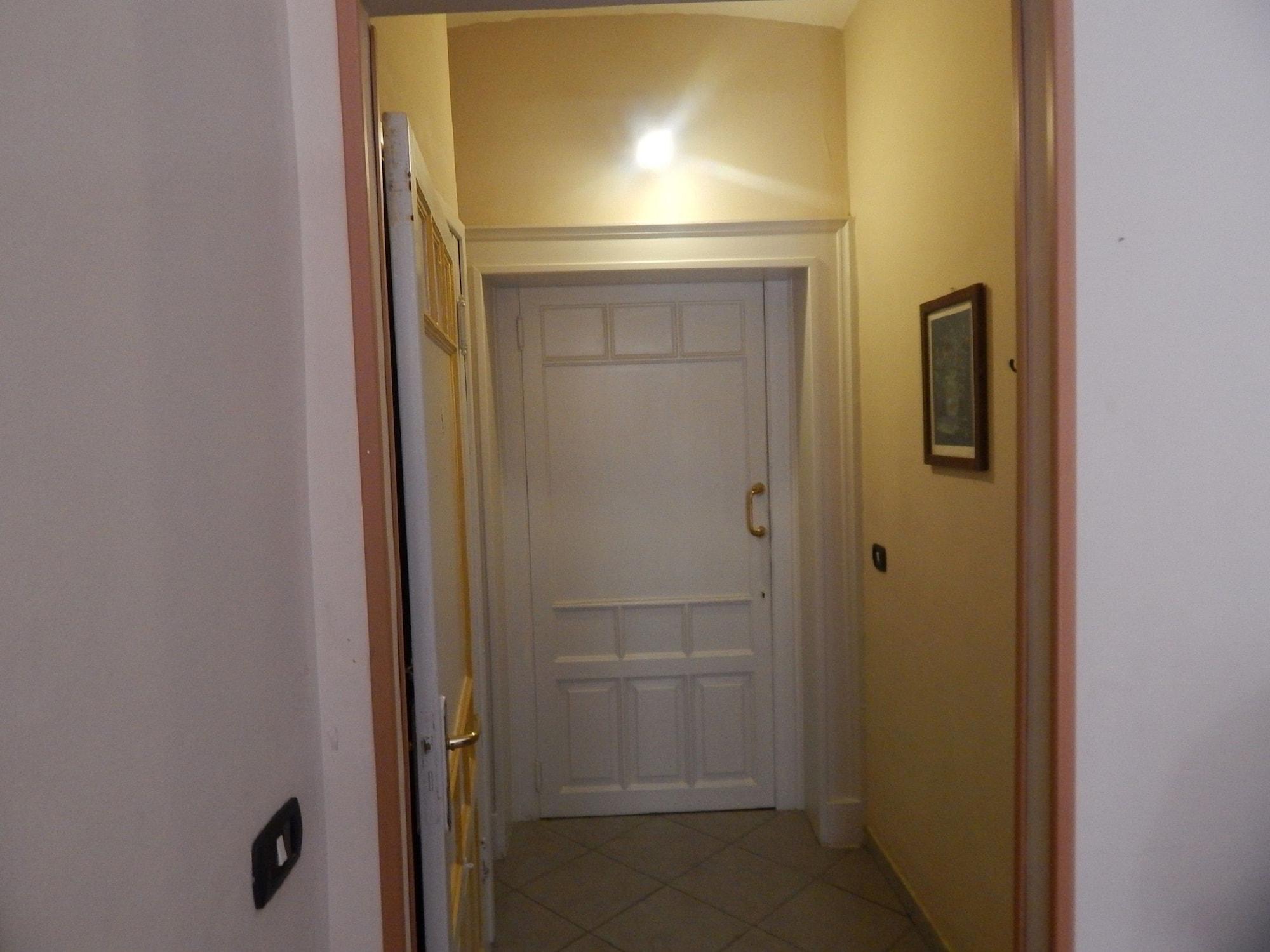 Albatro Rooms CTA Exterior foto