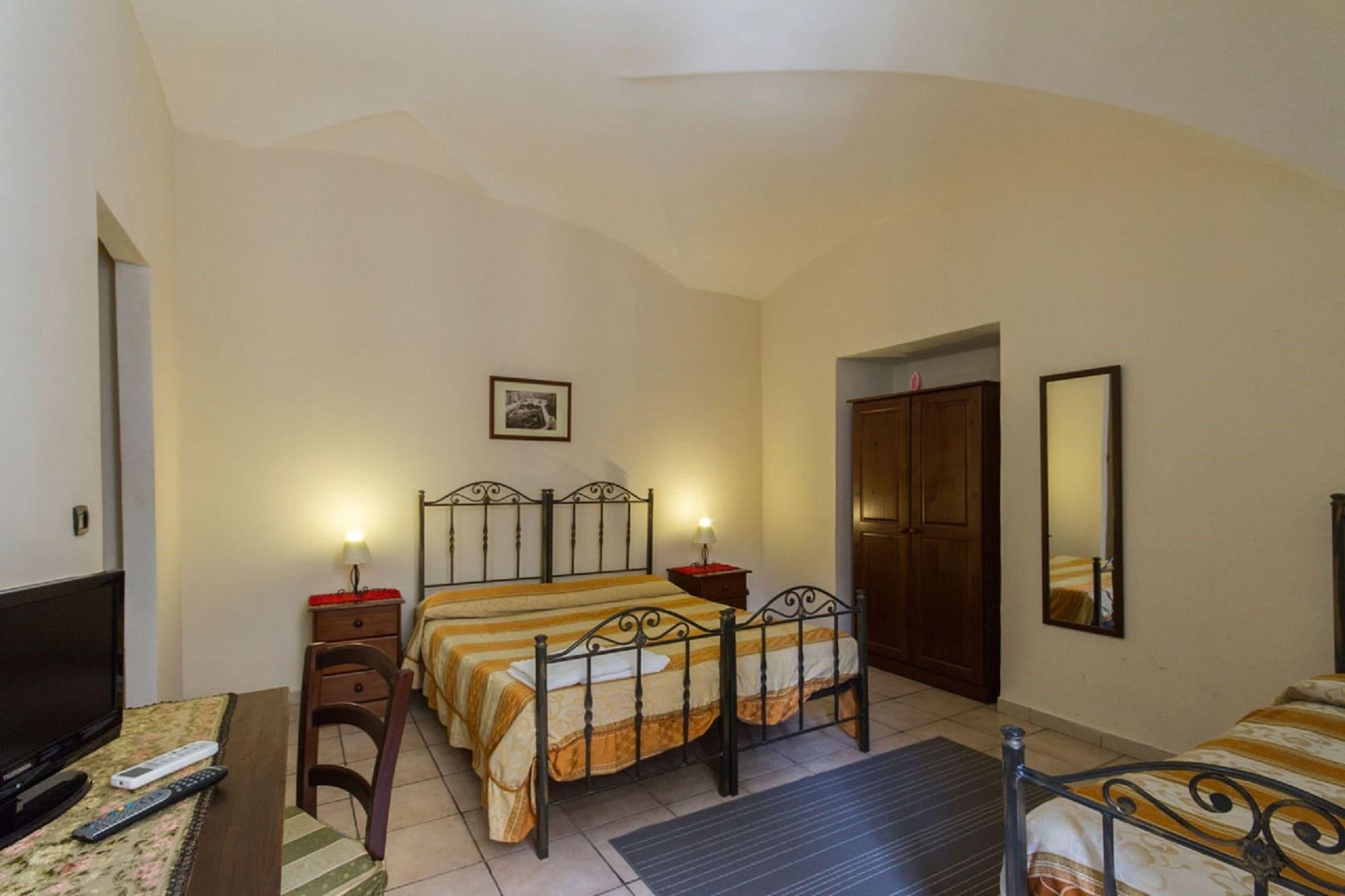 Albatro Rooms CTA Exterior foto