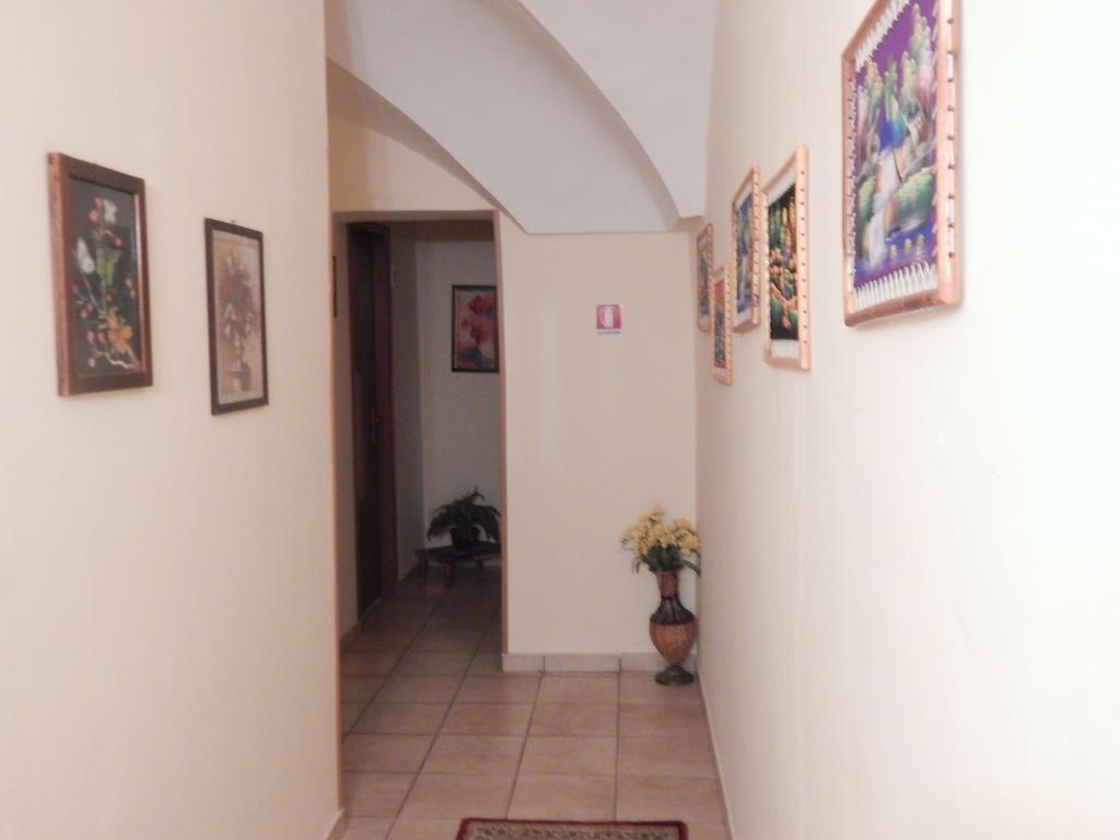 Albatro Rooms CTA Exterior foto